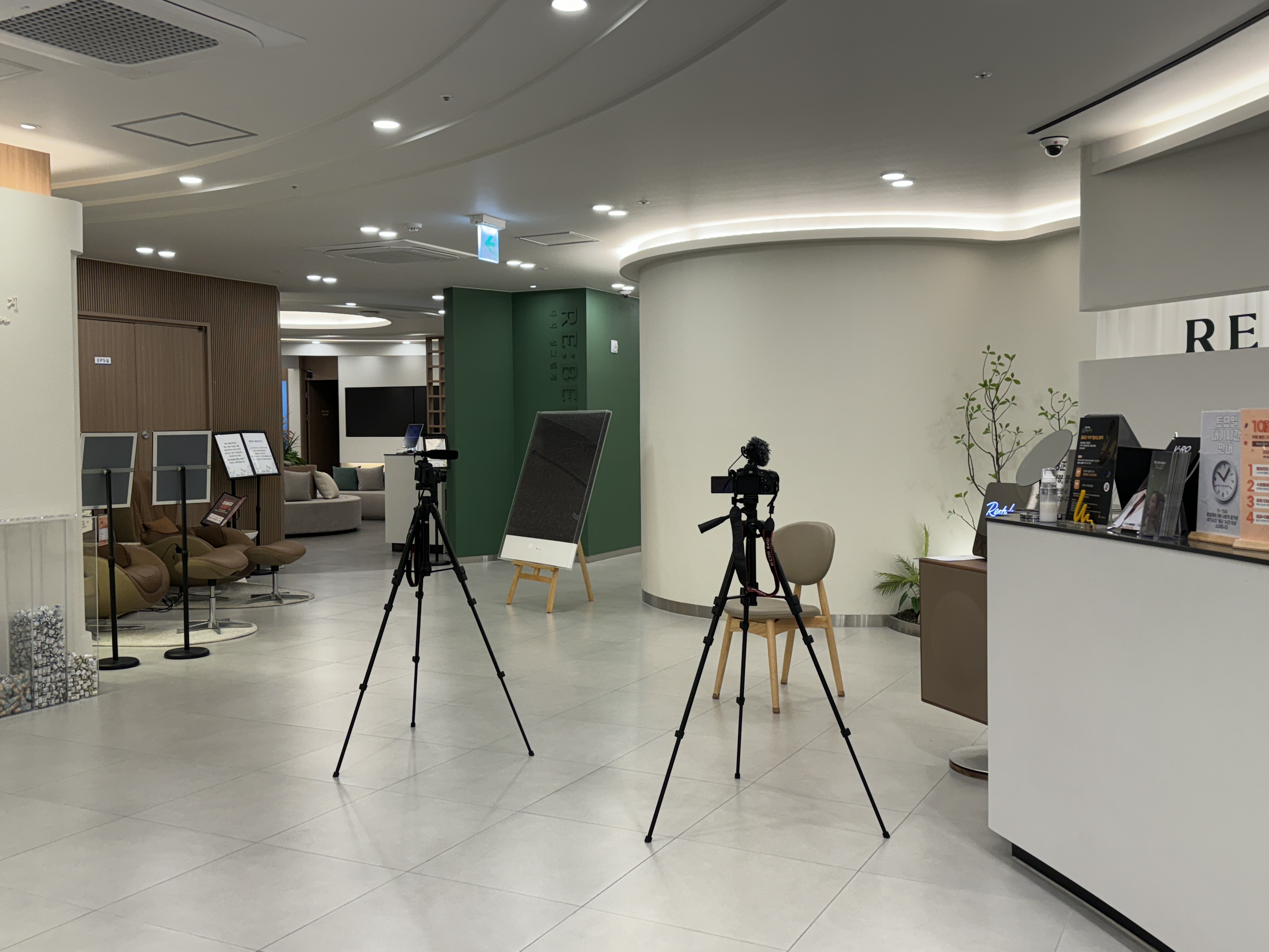 병원 로비 촬영